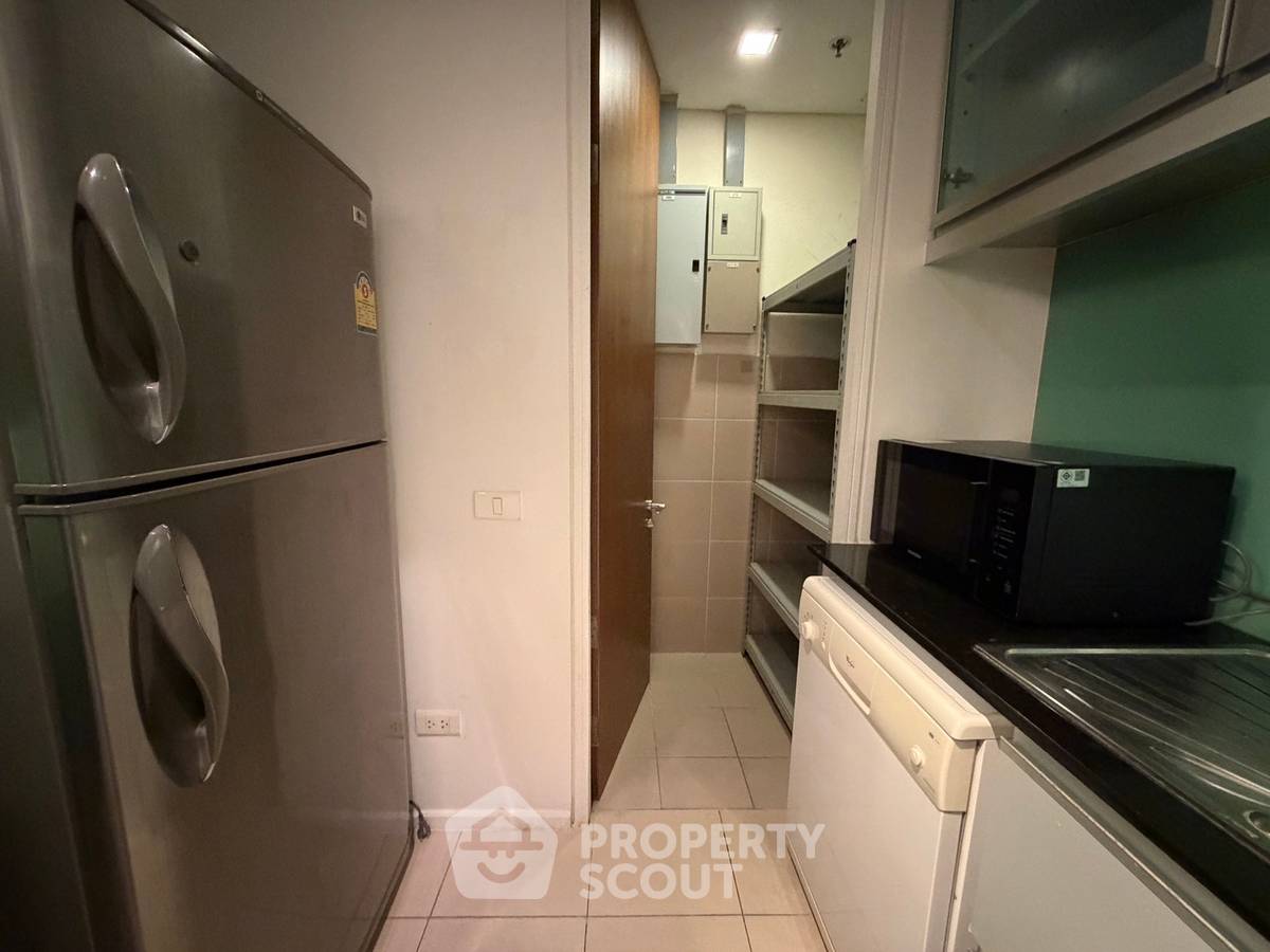 picture 2-BR Condo at The Lakes Bangkok near BTS Asok (ID 3295250) - 7/27
