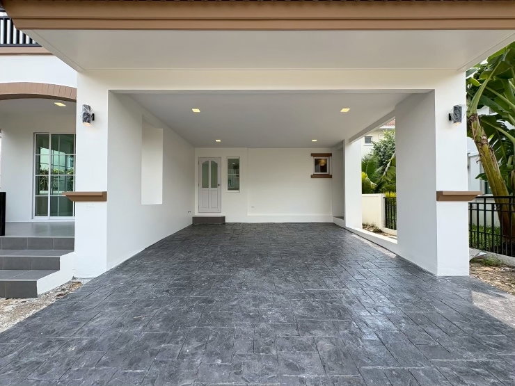 รูป (H901)บ้านเดี่ยวรีโนเวทใหม่ทั้งหลัง! สภาพสวยกริ๊บ เหมือนได้บ้านมือหนึ่ง หมู่บ้านมัณฑนา ปิ่นเกล้า-พระราม 5 - รูปที่ 2/15