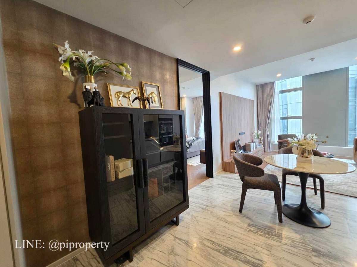 picture Exclusive Luxury Living at The Residences 38 - Brand New & Ready for Occupancy - 11/33