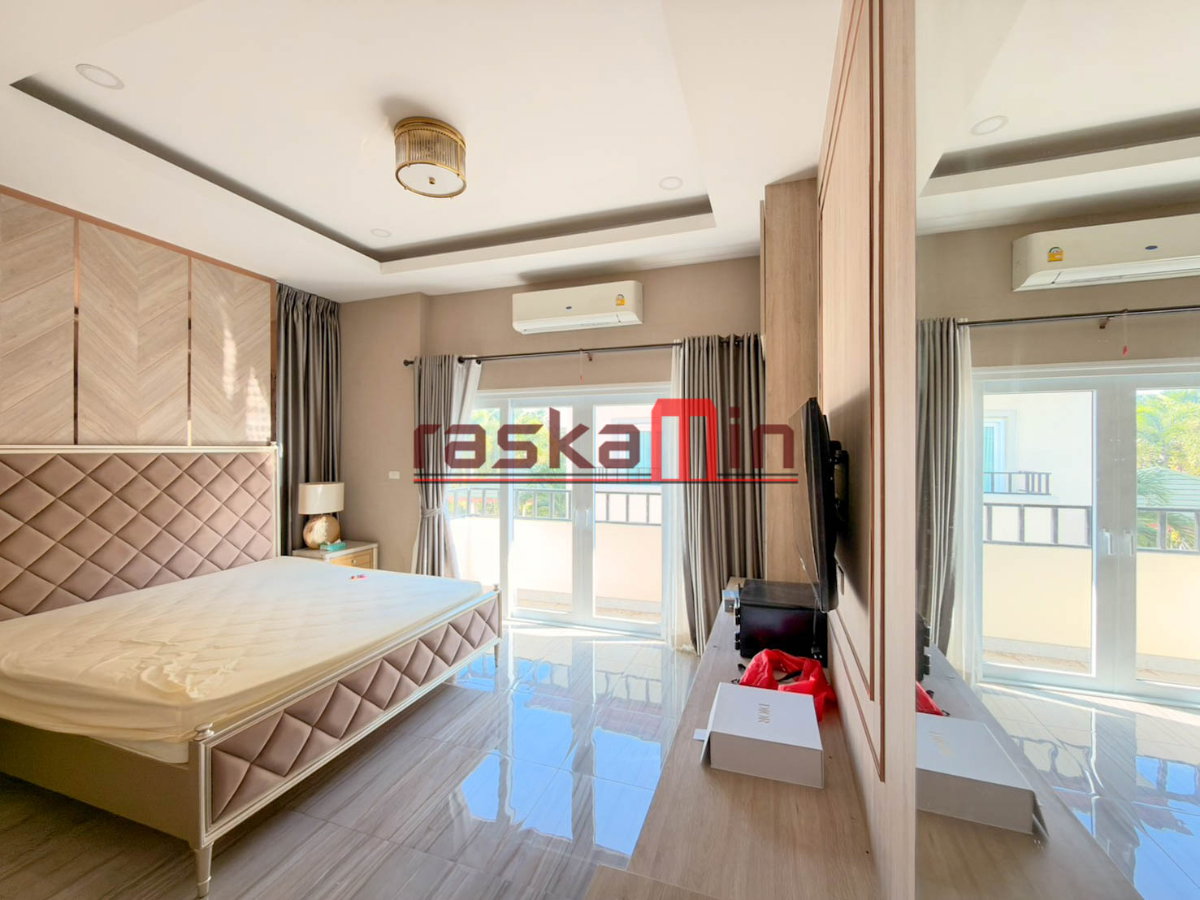 รูป Baan Dusit Pattaya Hill บ้านขาย 4 ห้องนอน พร้อมสระว่ายน้ำส่วนตัว - รูปที่ 31/36