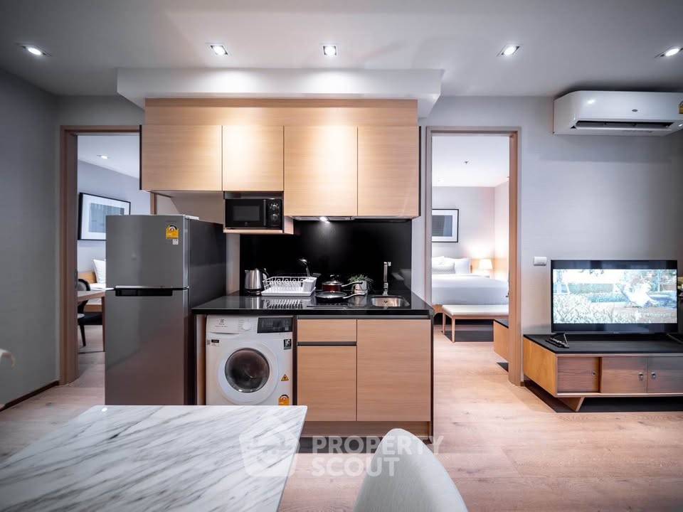 picture 29th-Floor 2-BR Park Origin Phrom Phong By BTS Phrom Phong (ID 3441744) - 2/9