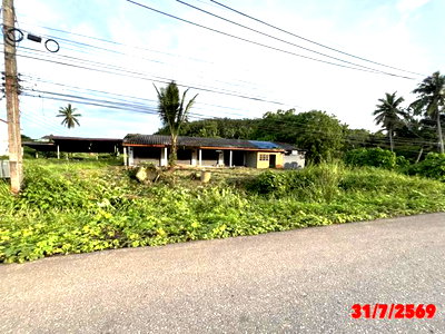 Houses for sale Phanom Surat Thani : HOME 147.6 Sq.w. Phanom Surat Thani for 1.8M