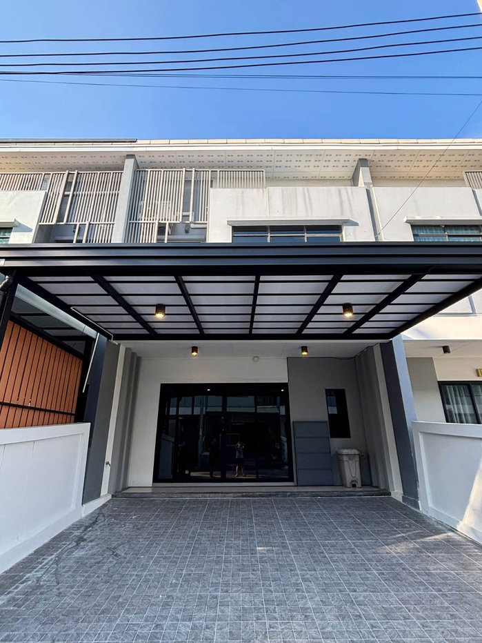 picture ST14186 - Stories Wongwaen - Onnut : Mega Bangna - 5/9