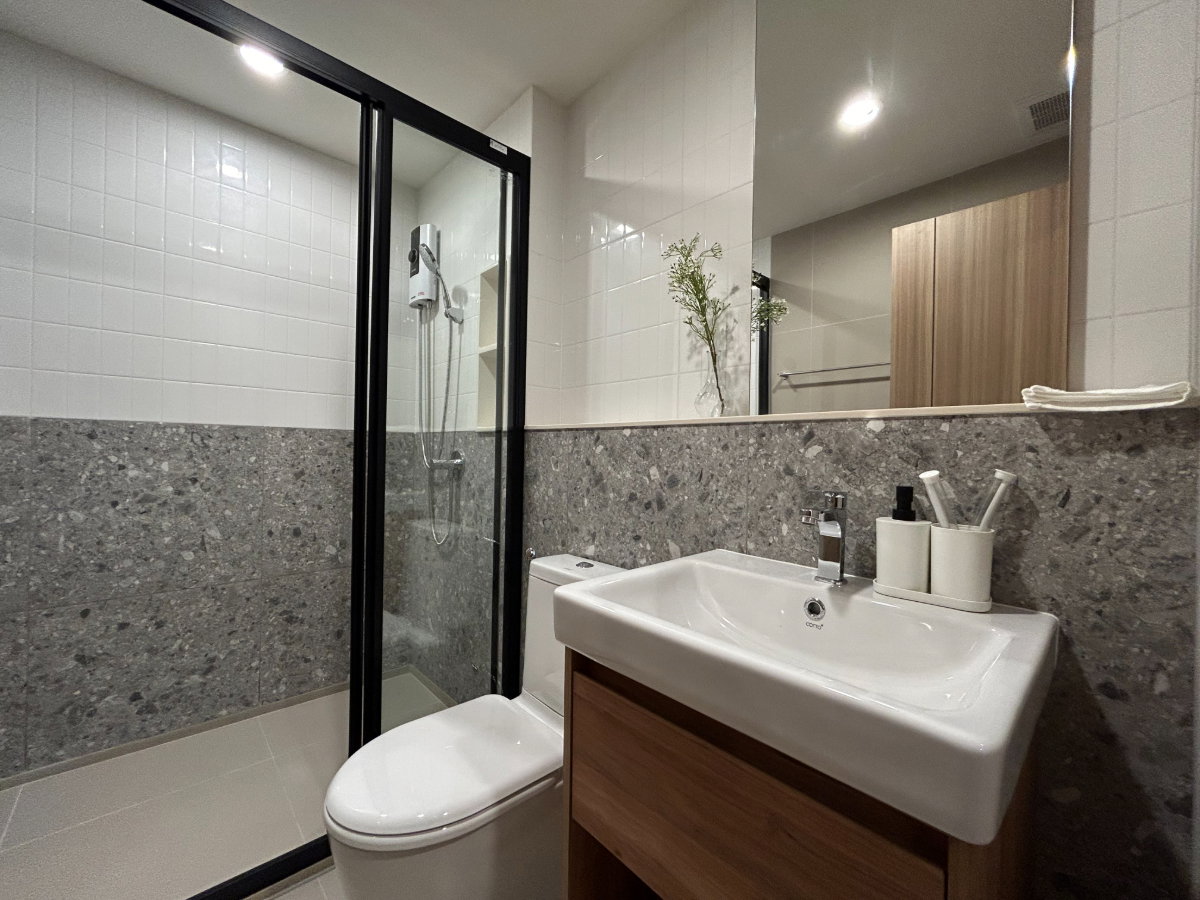 picture The Line Vibe 1 Bedroom/1Bathroom - 13/15