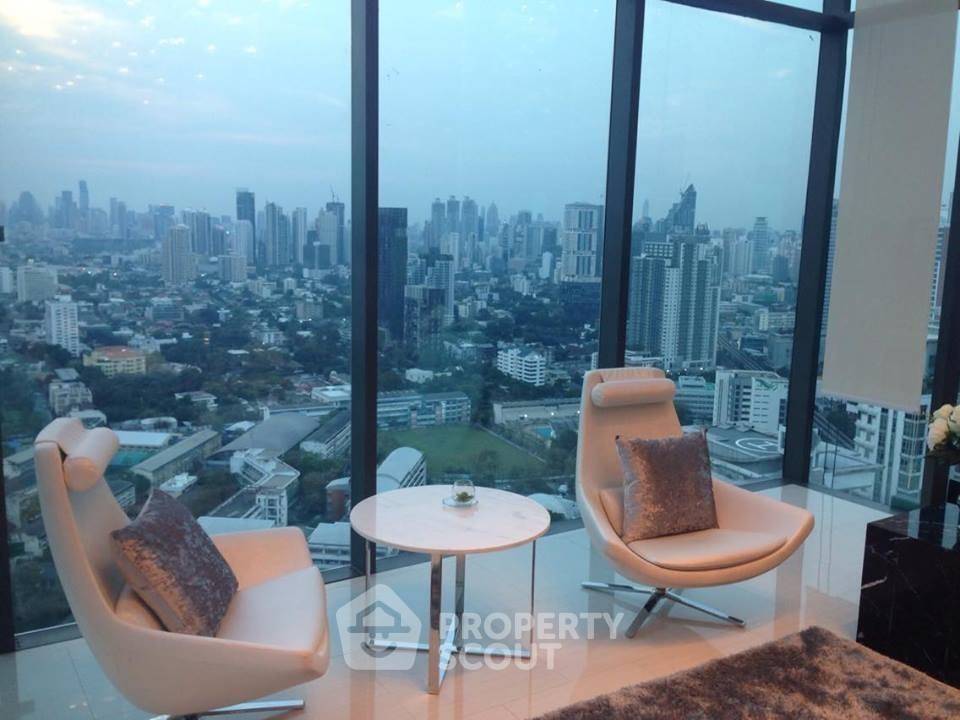 รูป คอนโด 1-ห้องนอน ที่ ริทึ่ม สุขุมวิท42 ใกล้ BTS เอกมัย (ID 307515) - รูปที่ 2/4