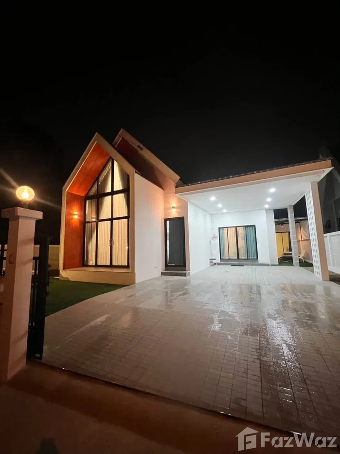 picture 3 Bedroom House for rent in Na Kluea, Chon Buri 6880577 - 1/12