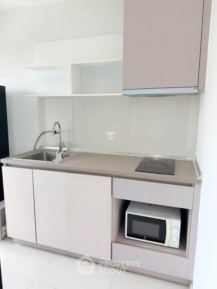 picture 1-BR Condo At Aspire Asoke-Ratchada Near MRT Phra Ram 9 (ID 3441931) - 9/17