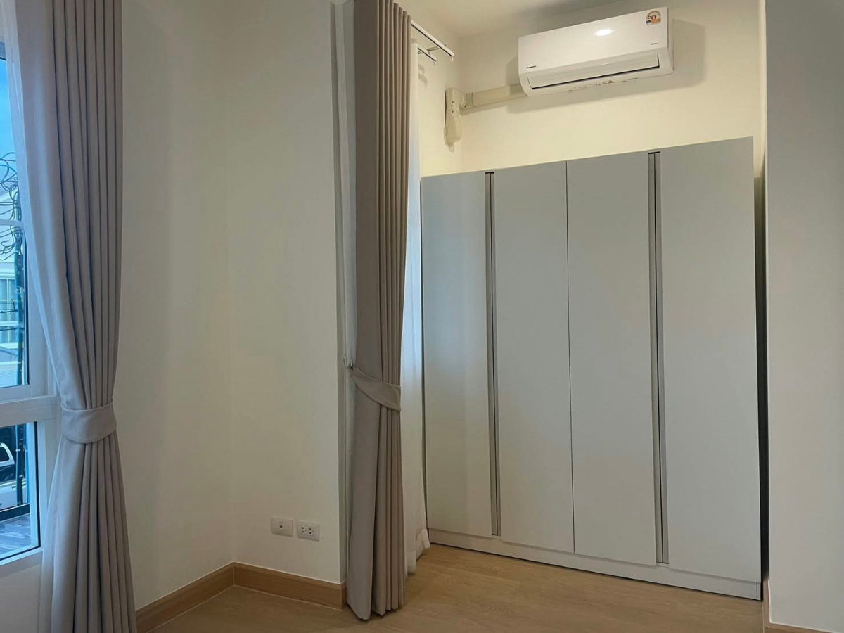 รูป ให้เช่า บ้านใหม่ เฉลิมพระเกียรติ 38 | 3 ห้องนอน 2 ห้องน้ำ | เฟอร์ใหม่ทั้งหลัง | ตรงข้ามสวนหลวง ร.9 - รูปที่ 5/7