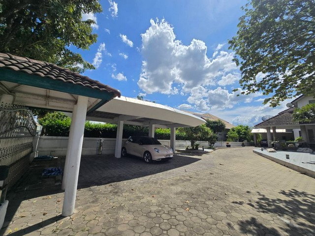 รูป ขายบ้านเดี่ยวหรู โครงการคฤหาสน์ทายาท ใกล้เมืองทองธานี ที่ดิน 393.1 ตร.ว. หลังมุม 5 ห้องนอน 6 ห้องน้ำ พื้นที่ใช้สอย 500 ตร.ม. ราคา 36.5 ล้านบาท - รูปที่ 36/43