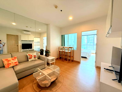 Condos for rent : 🔥 For Rent 📌 Life @ Sathorn 10 (Line ID: @veryrent) ✅ We also manage many other projects great deals on every rental!