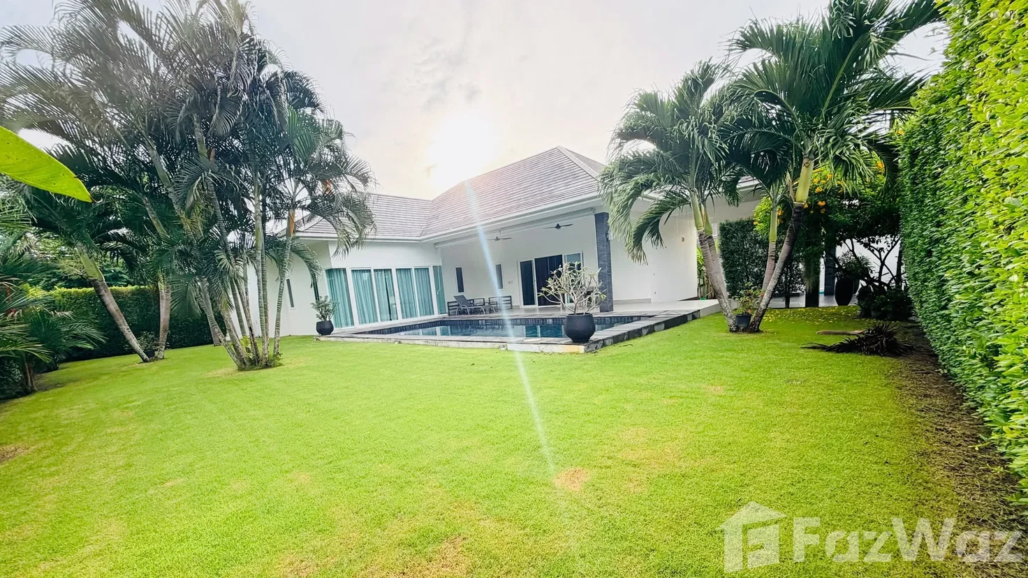 picture Beautiful 3-Bedroom Corner Pool Villa 6880612 - 25/25