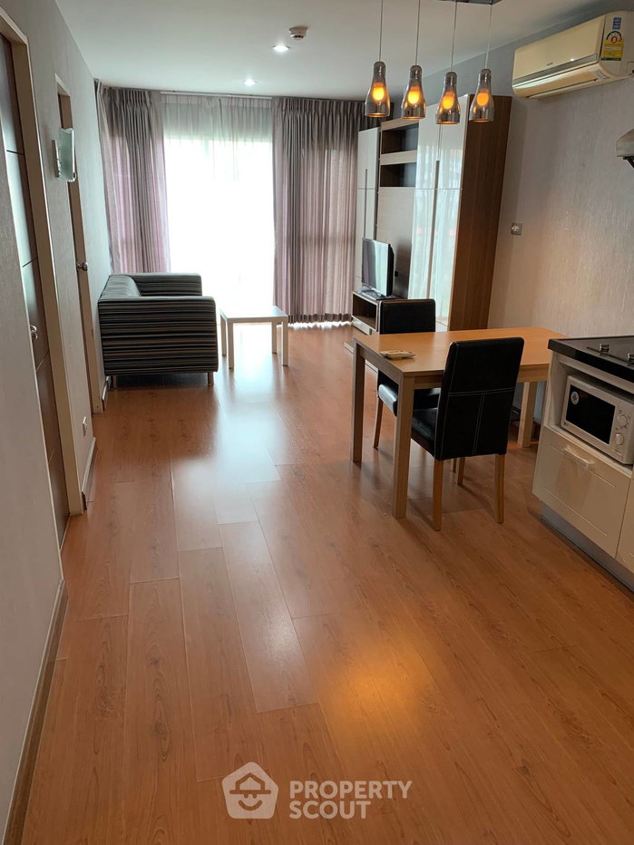 รูป ใกล้ BTS กรุงธนบุรี 200 ม. | 2 ห้องนอน Tourmaline Gold Sathorn-Taksin (ID 2381832) - รูปที่ 1/5