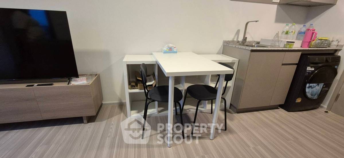 picture 1-BR Condo at QUINTARA MHy’DEN PHO NIMIT near BTS Pho Nimit (ID 3438948) - 4/13