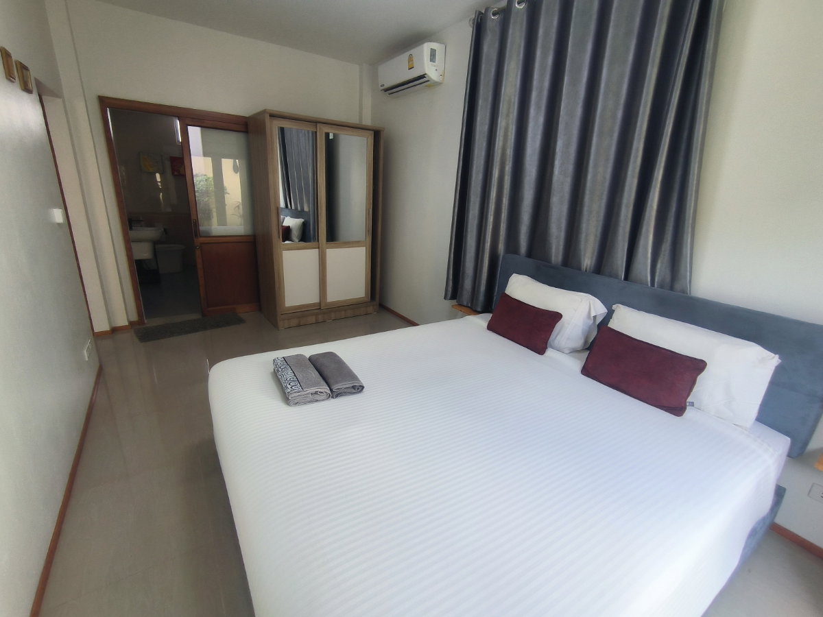 picture 8BR Pool Villa Thalang Phuket | 562 Sqm Land, 2 Houses, THB 11M Asking Price - U6100219 - 17/19