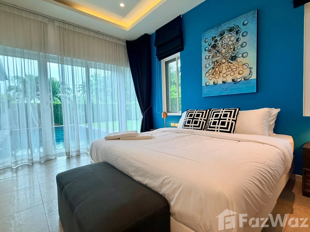 picture Beautiful 3-Bedroom Corner Pool Villa 6880612 - 10/25