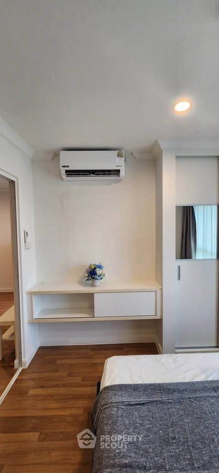 picture 1-BR Condo at Lumpini Place Rama 9–Ratchada near MRT Phra Ram 9 (ID 3438309) - 14/34