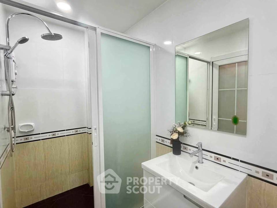 รูป คอนโด 1-ห้องนอน ที่ ซีซี คอนโดมิเนียม 1 (โชคชัยคอนโด) ใกล้ พัทยาตะวันออก (ID 3437737) - รูปที่ 10/14