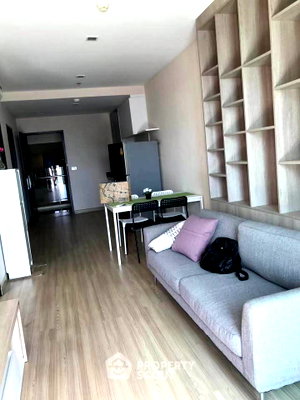 Condos for sale : 18th-Floor 2-BR Sky Walk Residences, 200m To BTS Phra Khanong (ID 3346810)