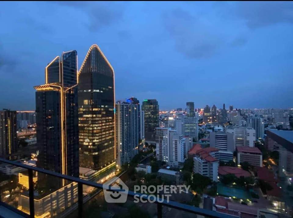 รูป คอนโด 2 ห้องนอน ชั้น 26 The Lofts Asoke ใกล้ MRT เพชรบุรี (ID 3441789) - รูปที่ 13/16