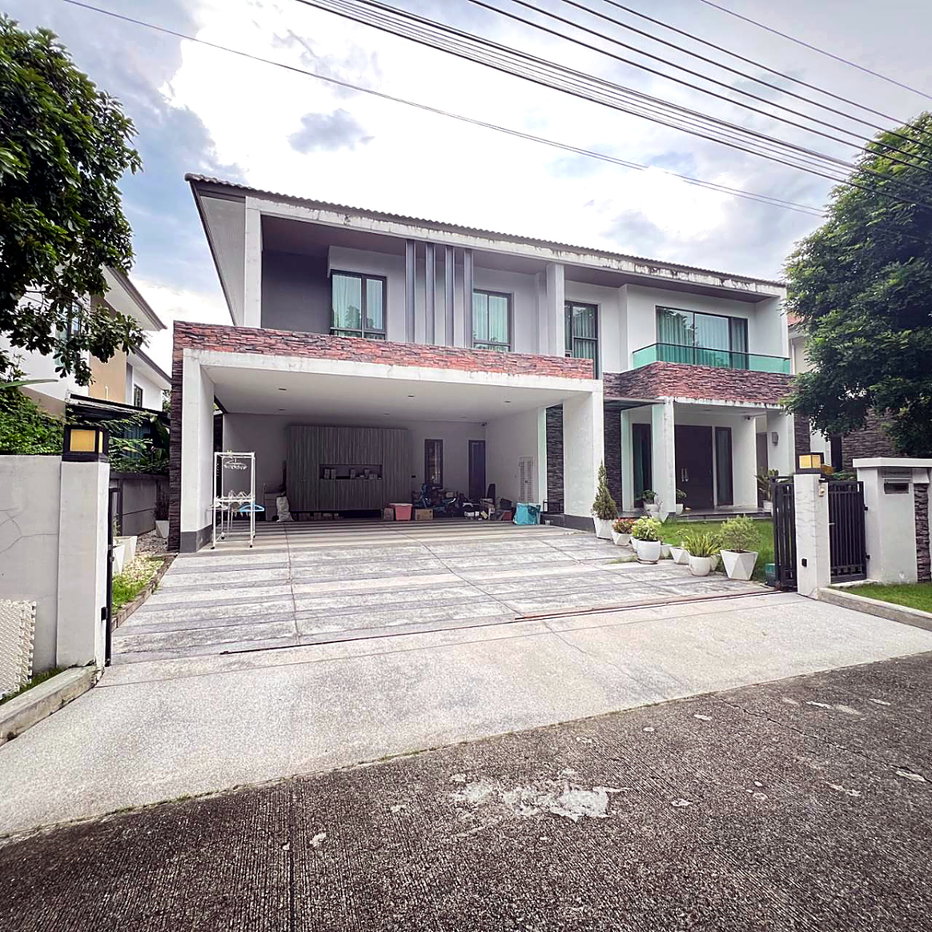 รูป ขายบ้านเดี่ยว เดอะแกรนด์ บางนา-วงแหวน 85.5 ตร.วา 3 นอน 4 น้ำ แอร์ครบทุกห้อง จอดรถ 3 คัน 13.9 ล้านบาท - รูปที่ 1/33