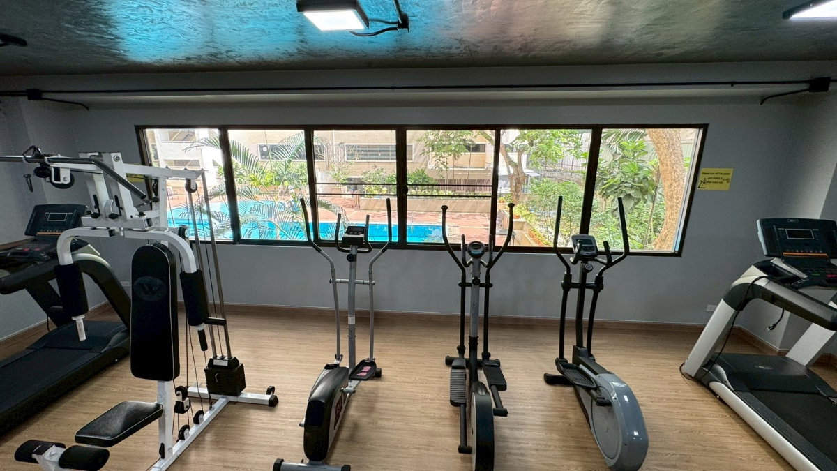 picture Saranjai Mansion is available for rent on Sukhumvit Soi 6, just 3 minutes to BTS Nana.  - 21/21