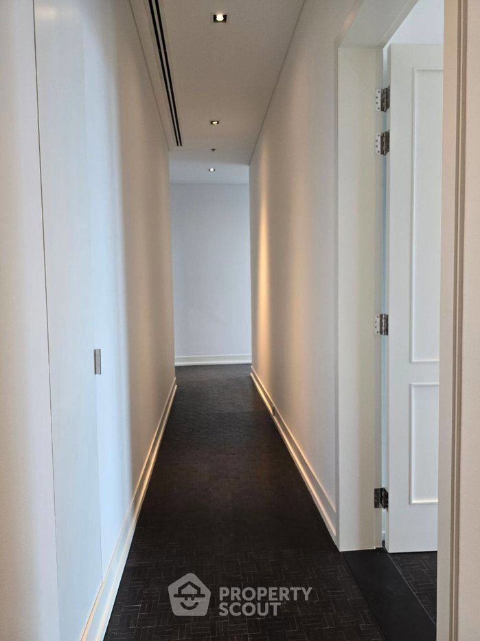 รูป คอนโด 4 ห้องนอน ชั้น 35 ขนาด 265 ตร.ม. The Ritz-Carlton Residences Bangkok ใกล้ BTS ช่องนนทรี 100 เมตร (ID 3399867) - รูปที่ 22/26
