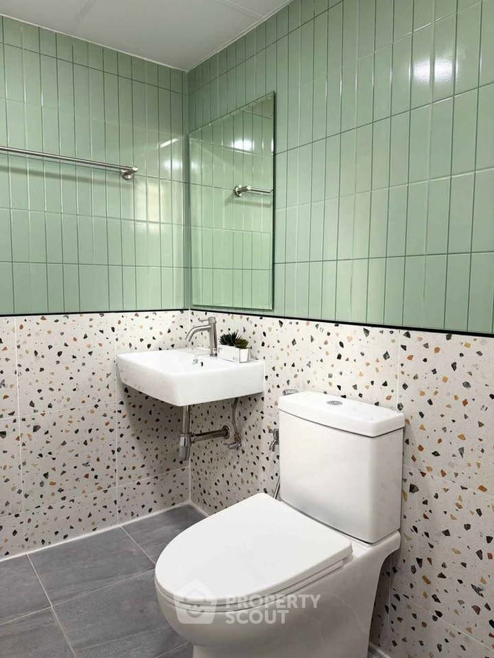 picture 2-BR Condo At Century Park Condominium Near MRT Lat Phrao (ID 3435641) - 7/10