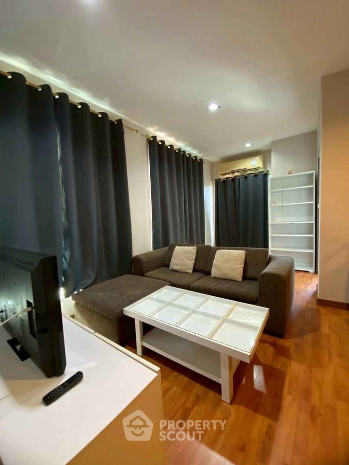 picture 2-BR Condo at One Plus Jed Yod 1 & 2 in Chang Phueak (ID 3441457) - 1/10