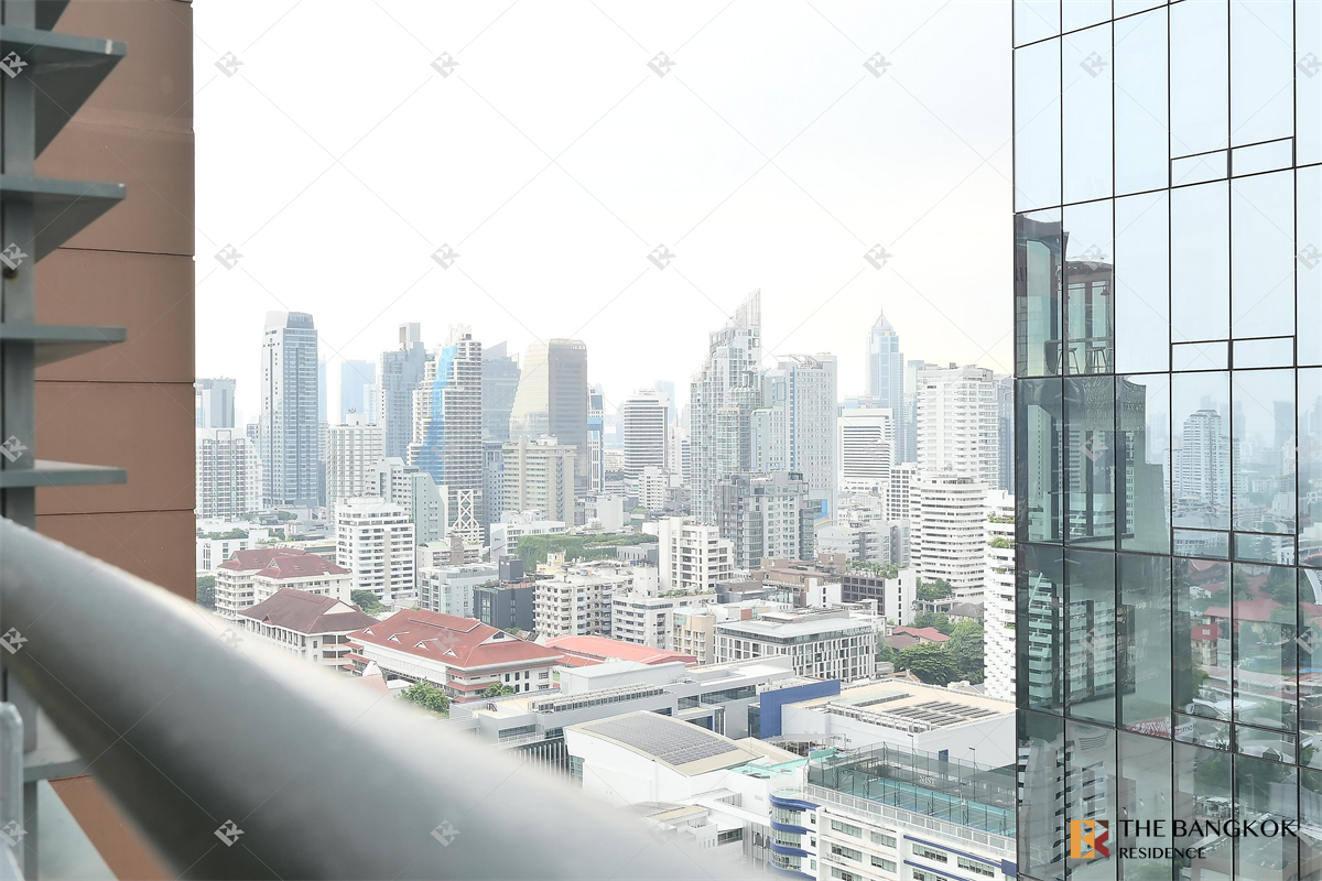 picture Hurry to book!! Unexpected value Villa Asoke near MRT Phetchaburi Station - 8/10