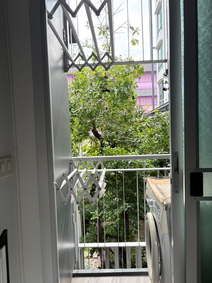 รูป ขายคอนโด The Seed Condo Ratchada-Huaykhwang พร้อมเฟอร์นิเจอร์และเครื่องใช้ไฟฟ้า - รูปที่ 3/6