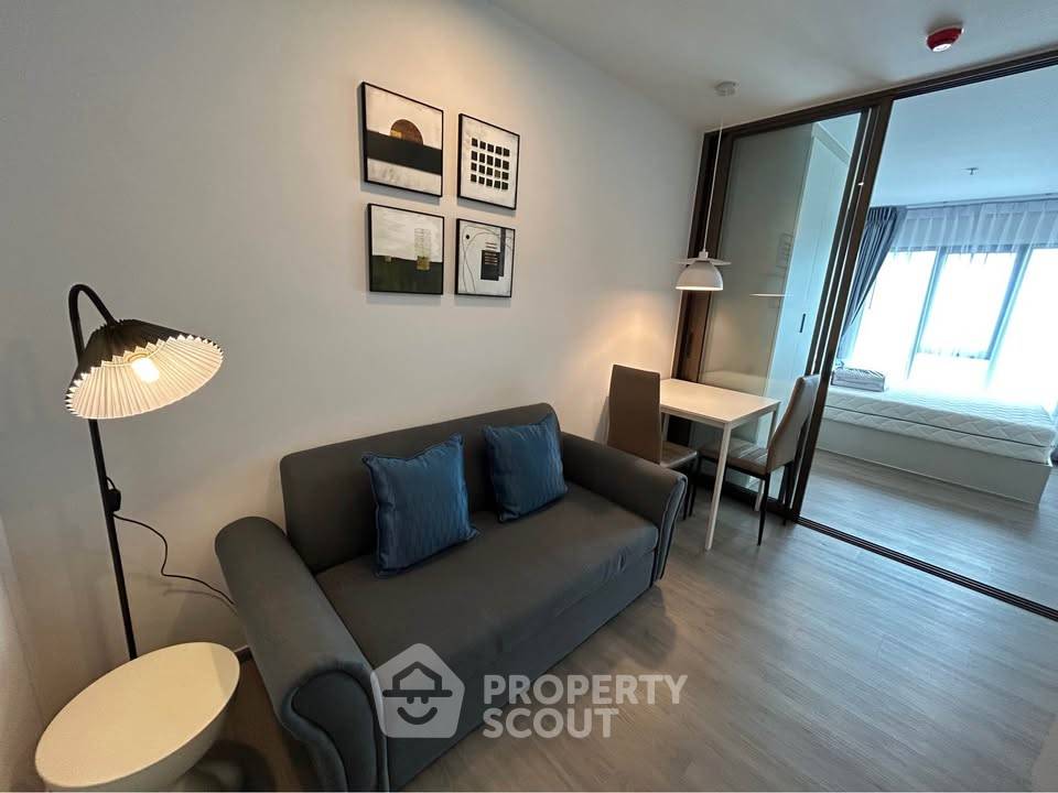 picture 1-BR Condo at Regent Home Wutthakat near BTS Wutthakat (ID 3436675) - 2/10