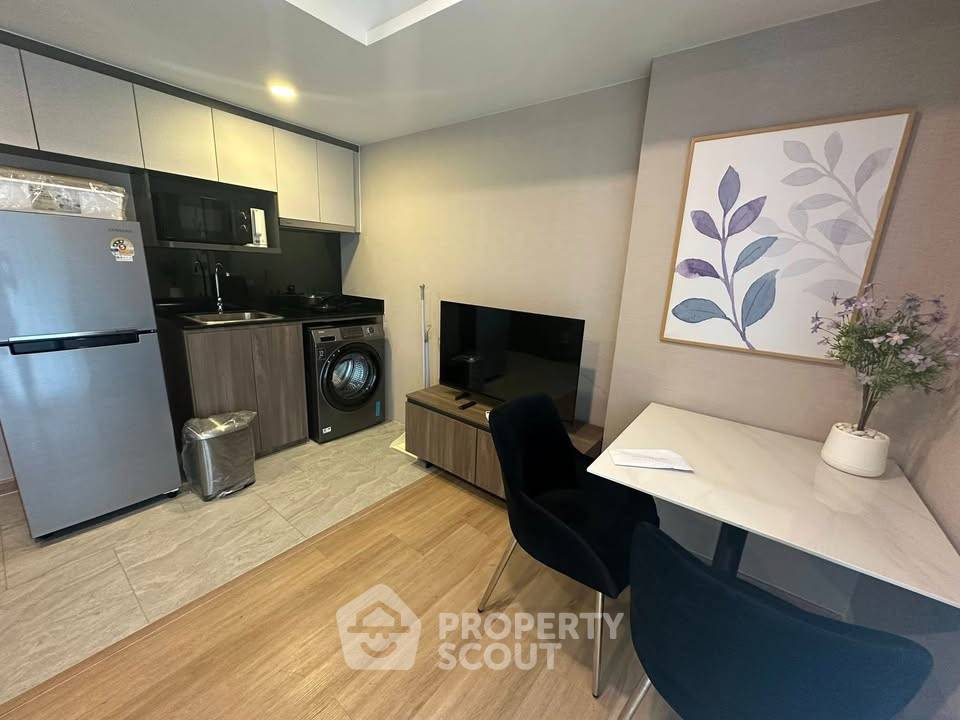 picture 1-BR Condo At Lloyd Soonvijai-Thonglor, Bang Kapi (ID 3435214) - 2/7