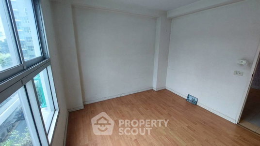 2-BR Condo at Park View Viphavadi 4 in Don Mueang (ID 3437249)