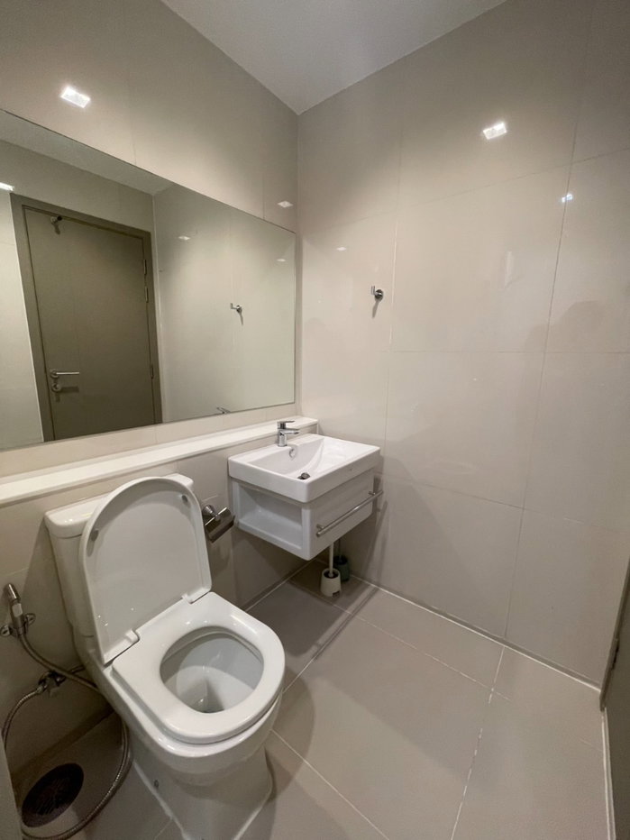picture 🔥🔥 For Rent Life Asoke rama9 26 sqm 🔥🔥 - 12/12