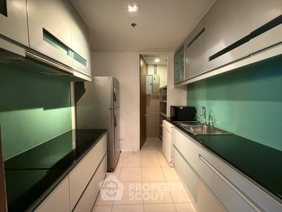 picture 2-BR Condo at The Lakes Bangkok near BTS Asok (ID 3295250) - 4/27