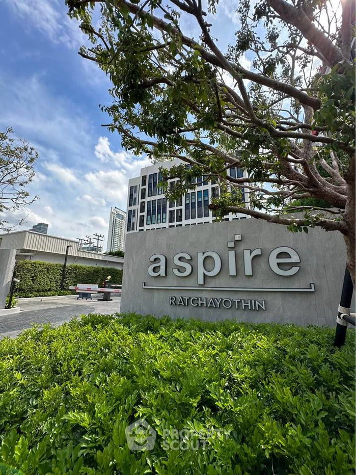 picture 200m To BTS Ratchayothin | 1-BR At ASPIRE Ratchayothin (ID 3438251) - 2/21