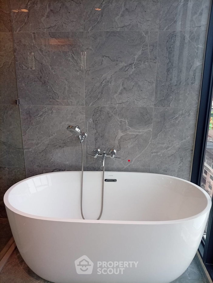 picture 3-BR Condo at One Altitude Charoen Krung near BTS Saphan Taksin (ID 3240372) - 8/19