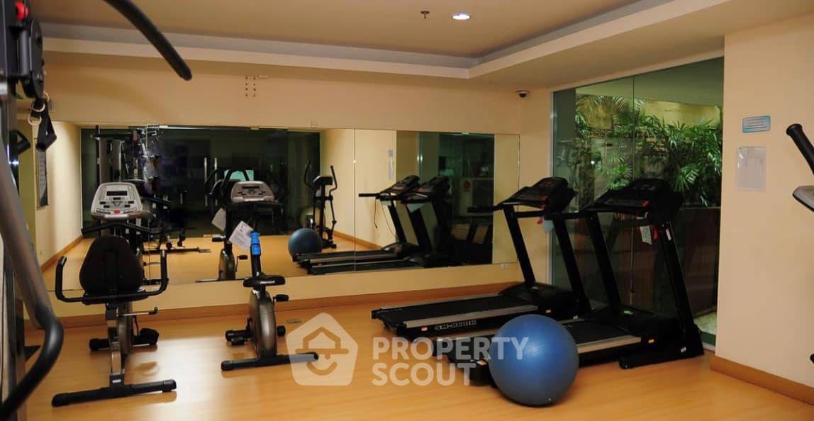 picture 2-BR Condo For Sale At Pabhada Silom Condominium, BTS Saint Louis (ID 1336857) - 10/10