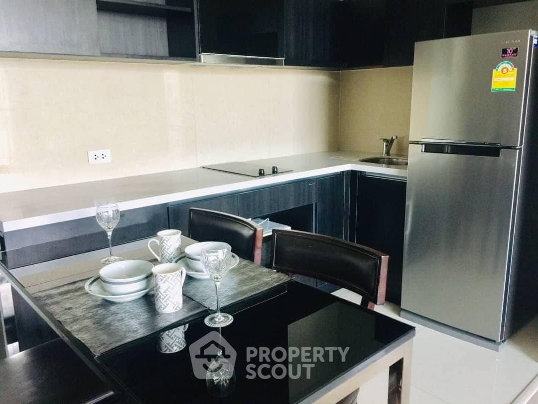picture 2-BR Condo at Rhythm Sukhumvit 44/1 near BTS Phra Khanong (ID 1515352) - 5/8