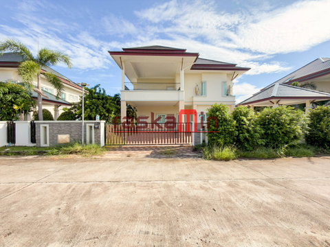 Baan Dusit Pattaya Hill House for Sale – 4 Bedrooms Pool Villa