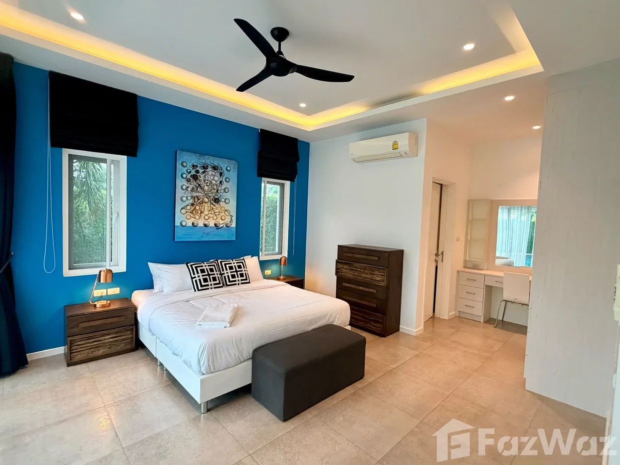 picture Beautiful 3-Bedroom Corner Pool Villa 6880612 - 9/25