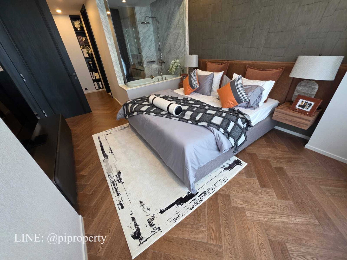 picture Exclusive Luxury Living at The Residences 38 - Brand New & Ready for Occupancy - 13/33