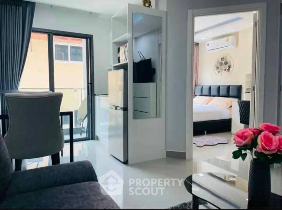 picture 1-BR Condo at Siam Oriental Star close to Phratamnak (ID 3438777) - 5/12