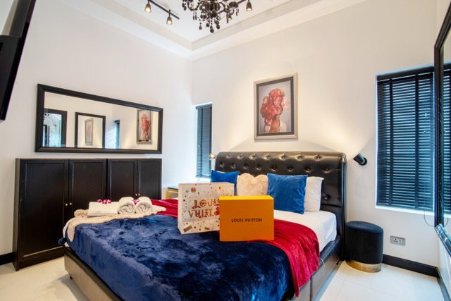 รูป ART Pool Villa Pattaya 8 ห้องนอน - รูปที่ 32/66