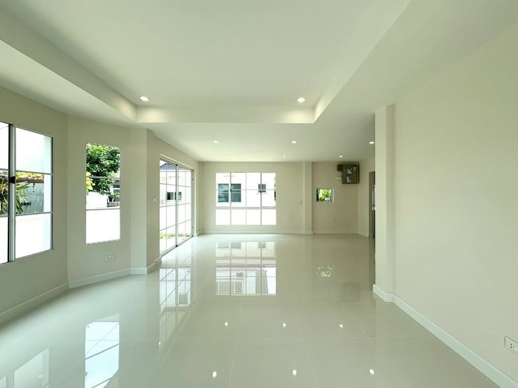 รูป (H901)บ้านเดี่ยวรีโนเวทใหม่ทั้งหลัง! สภาพสวยกริ๊บ เหมือนได้บ้านมือหนึ่ง หมู่บ้านมัณฑนา ปิ่นเกล้า-พระราม 5 - รูปที่ 5/15