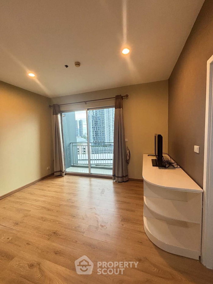 picture 1-BR Condo at Hive Sathorn near BTS Krung Thon Buri (ID 3364385) - 2/20