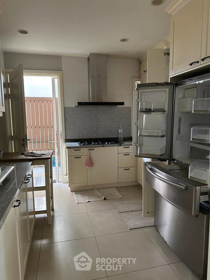 picture 3-BR House near MRT Lat Phrao (ID 3441188) - 17/20