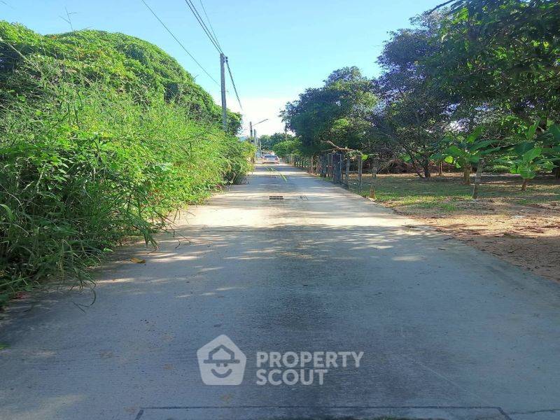 picture 800 m² Land for Sale in Surasak (ID 3442073) - 9/10