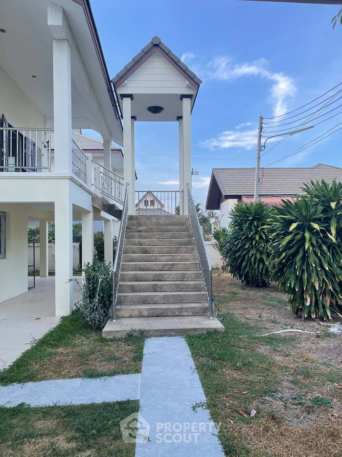 picture 3-BR Villa close to Hua Hin City (ID 3438936) - 13/19