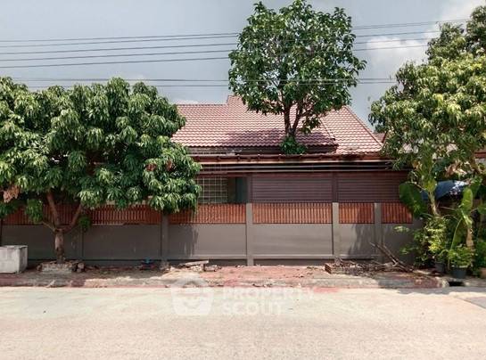 รูป ขายบ้าน 3 ห้องนอน ขนาด 160 ตร.ม. ทำเลแสนแสบ มีนบุรี (ID 3441157) - รูปที่ 2/17